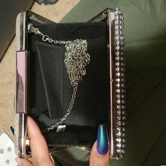 Rhinestone clutch with shoulder strap - Picture 3 of 3